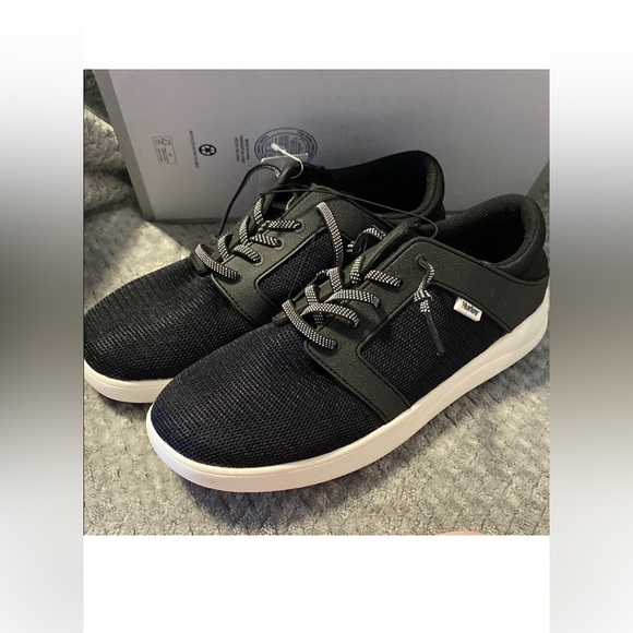 Hurley Men’s Shoreline Black Bungee Sneaker US 8 New 1851109 - Picture 1 of 6